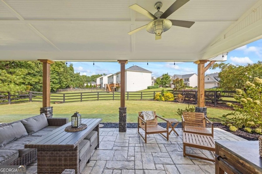 **SELLER OFFERING $10,000 towards BUYERS CLOSING COSTS, with an - photo 44