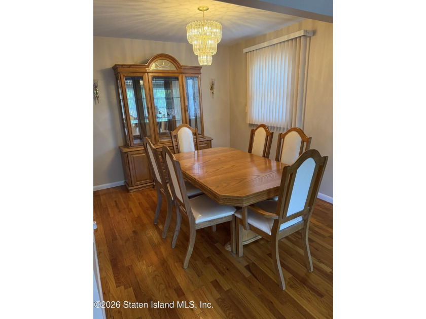 WELCOME TO THIS BEAUTIFUL 3 BEDROOM RAISED RANCH SITUATED ON 40 - photo 5