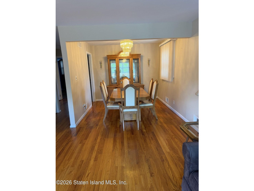WELCOME TO THIS BEAUTIFUL 3 BEDROOM RAISED RANCH SITUATED ON 40 - photo 6