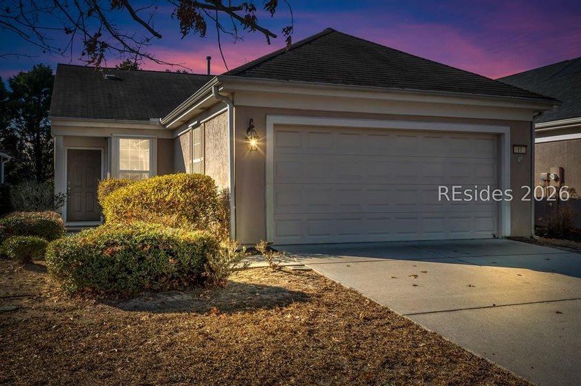 Bring your imagination and style to capitalize on a great home - photo 2