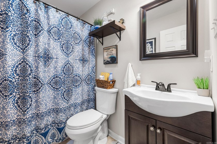 Country living with modern comfort! Nestled on 4.46 beautiful - photo 25