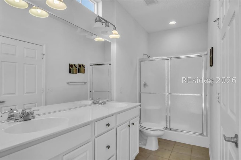 Bring your imagination and style to capitalize on a great home - photo 10