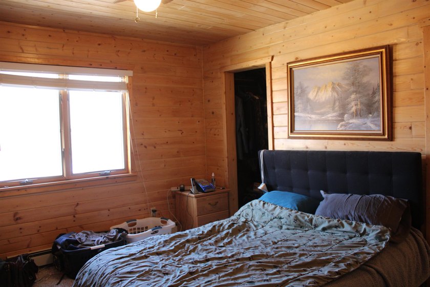 Welcome to this unique and beautiful 3-bedroom, 2-bath home - photo 20
