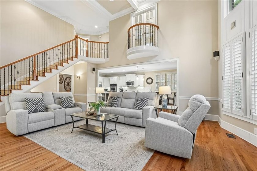 EXCEPTIONAL GOLF COURSE VIEWS! Set within the upscale Enclave - photo 29