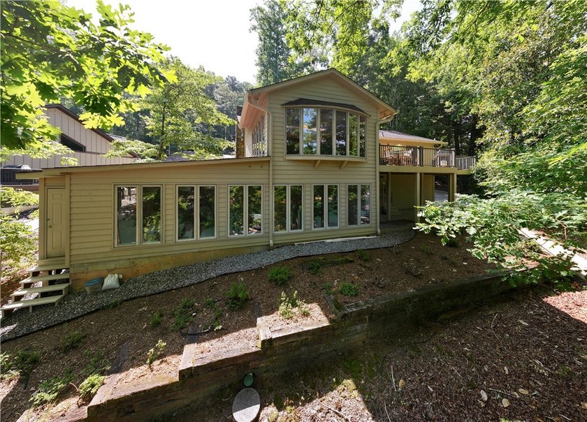 Full Furnished Waterfront Retreat in Keowee Key - photo 3