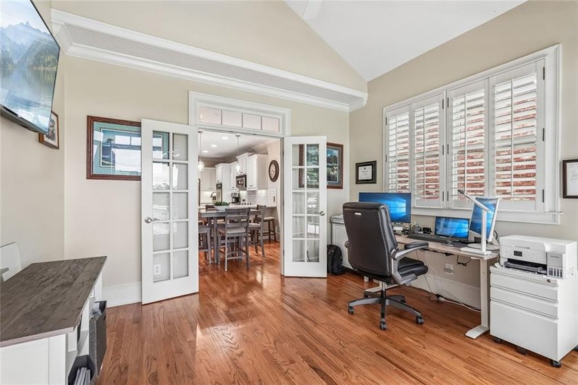 EXCEPTIONAL GOLF COURSE VIEWS! Set within the upscale Enclave - photo 46