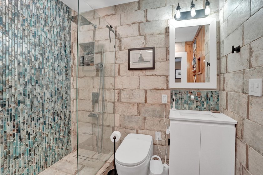 Welcome to this charming single-family residence located in East - photo 20