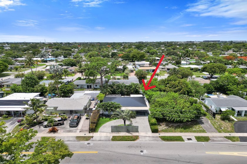 Welcome to this charming single-family residence located in East - photo 30