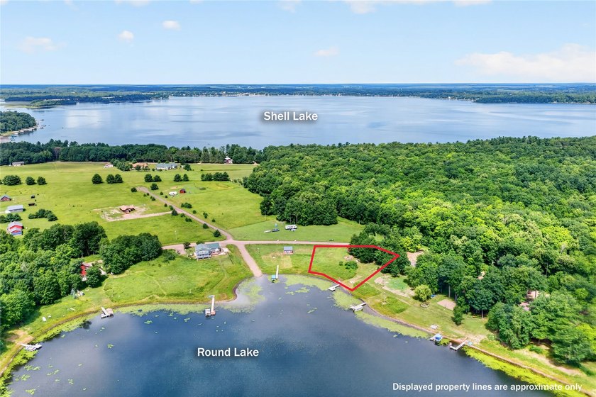 Country lake living at its finest! Enjoy peaceful waterfront - photo 3