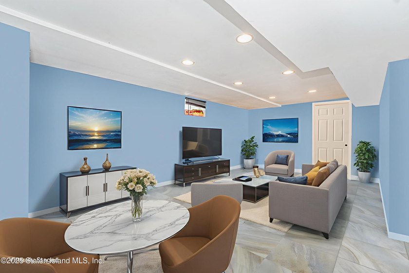 Welcome to 345 Milton Avenue - A True Oakwood Gem! This - photo 10