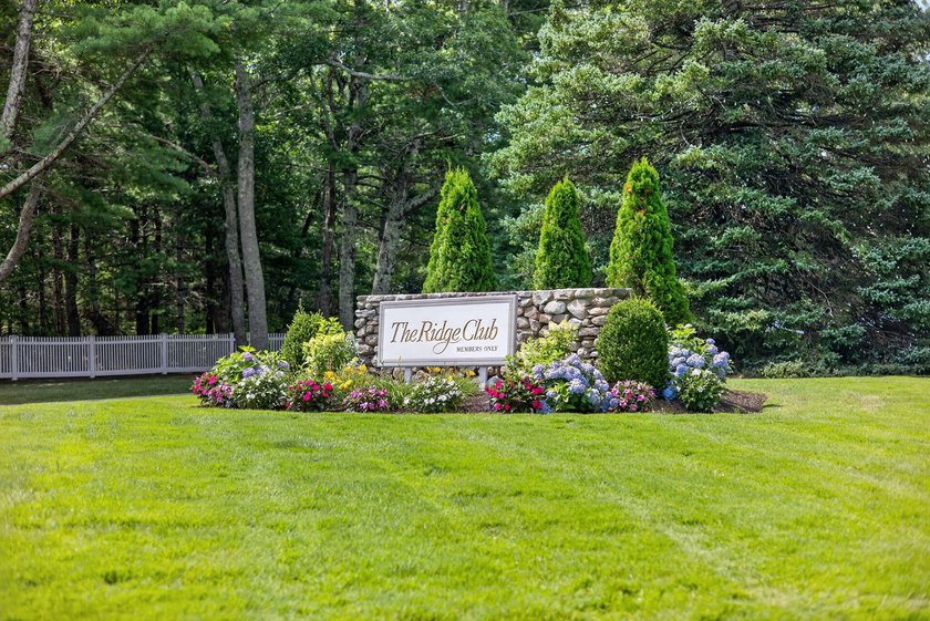 A rare opportunity to own a custom built luxury residence - photo 4