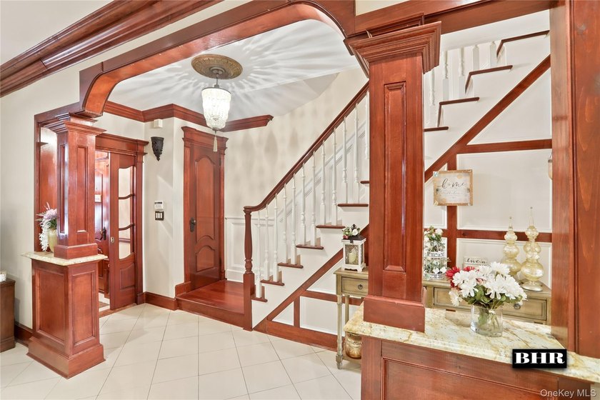 SHEEPSHEAD BAY. 1 Family side hall brick 3 bedroom 1 1/2 bath - photo 15