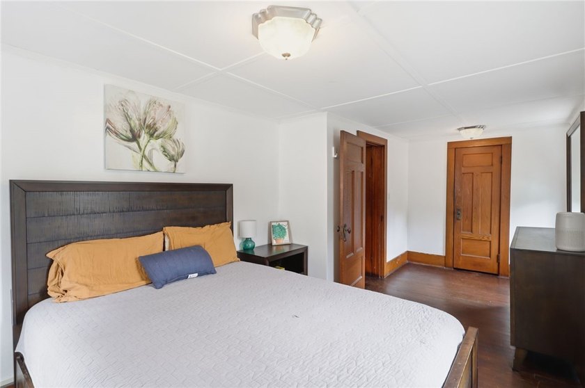 Welcome home to this adorable colonial in Brighton with Penfield - photo 18