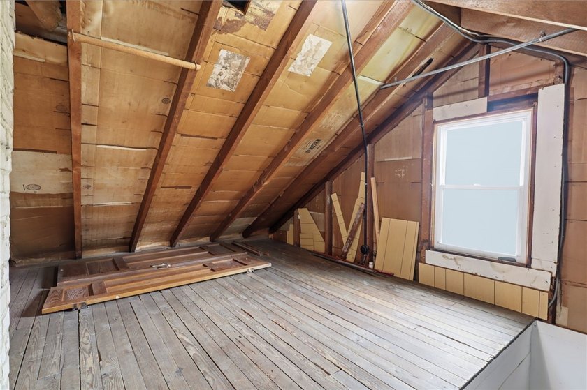 Welcome home to this adorable colonial in Brighton with Penfield - photo 26
