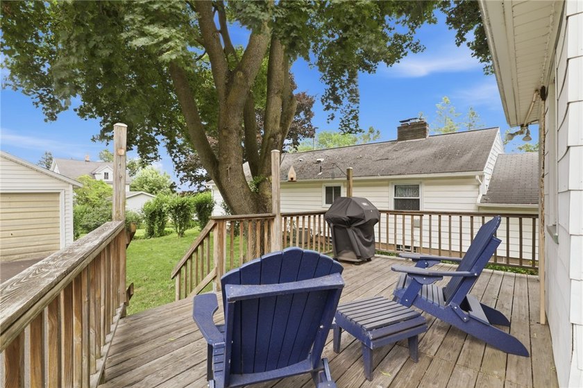 Welcome home to this adorable colonial in Brighton with Penfield - photo 28