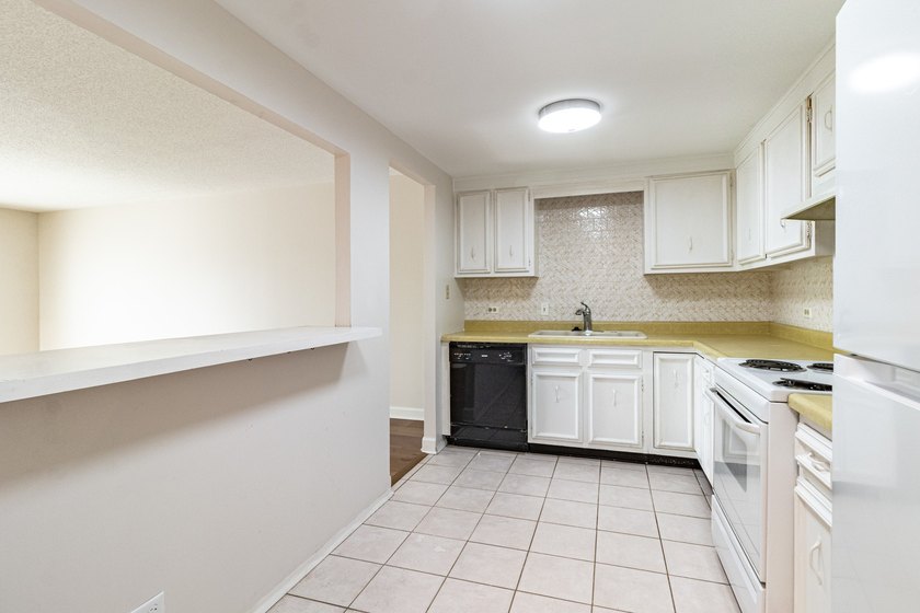 Bright, south-facing and ideally located, this thoughtfully - photo 7
