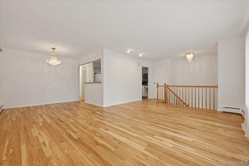 Beautifully maintained high-ranch home featuring 4 bedrooms and - photo 4