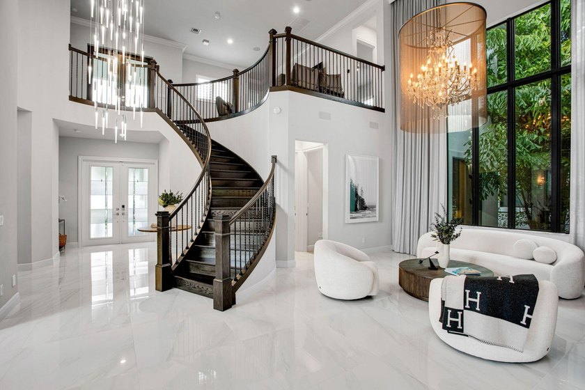 Priced to sell!This Callahan model in Royal Palm Polo offers - photo 2