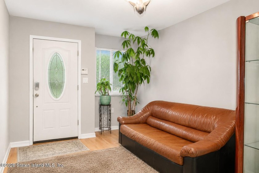 Nestled in the highly desirable Richmond Town section of Staten - photo 4