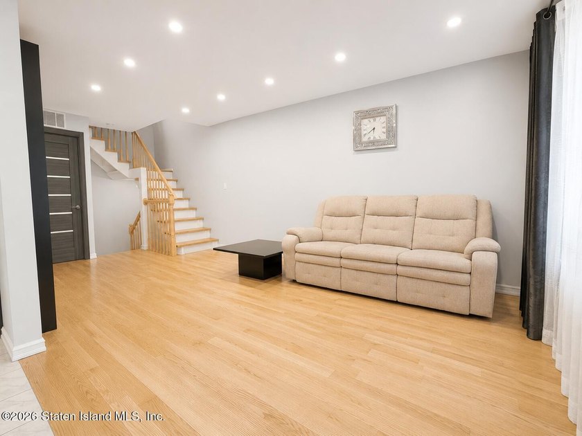 Nestled in the highly desirable Richmond Town section of Staten - photo 10