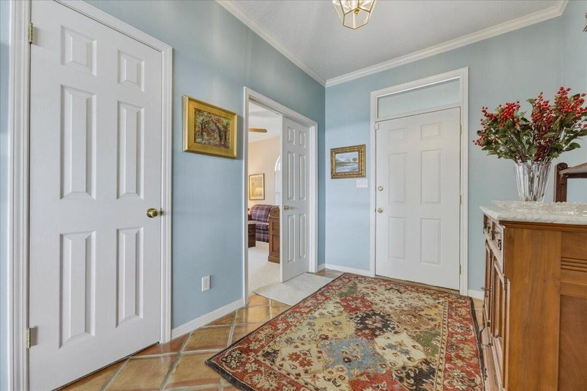 Waterfront 3BR/2BA cottage with stunning bayou views from almost - photo 6