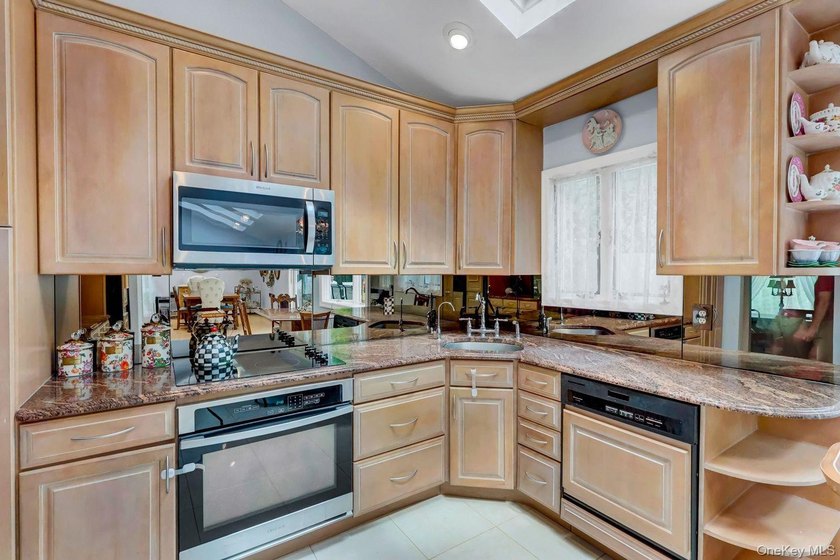 Welcome to 6 Highridge Drive,, Located in the Heart of - photo 4