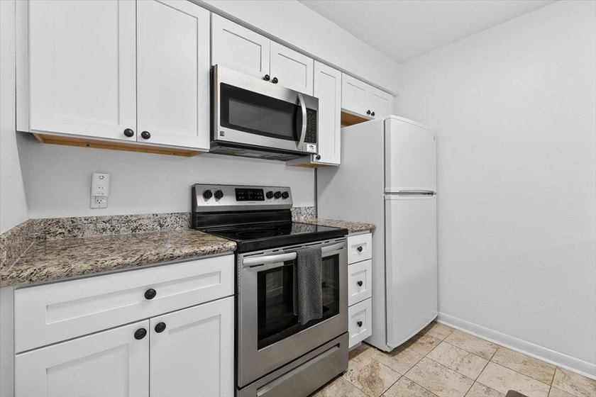 Waterfront Living at Key Allegro! This beautifully updated - photo 13