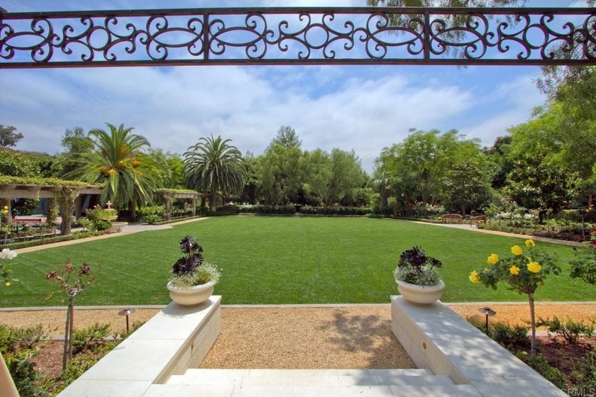 Located in the prestigious Covenant of Rancho Santa Fe, this - photo 15