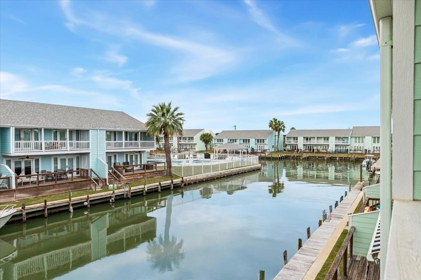 Waterfront Living at Key Allegro! This beautifully updated - photo 18