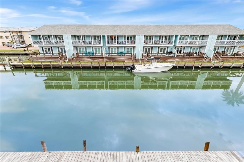 Waterfront Living at Key Allegro! This beautifully updated - photo 20