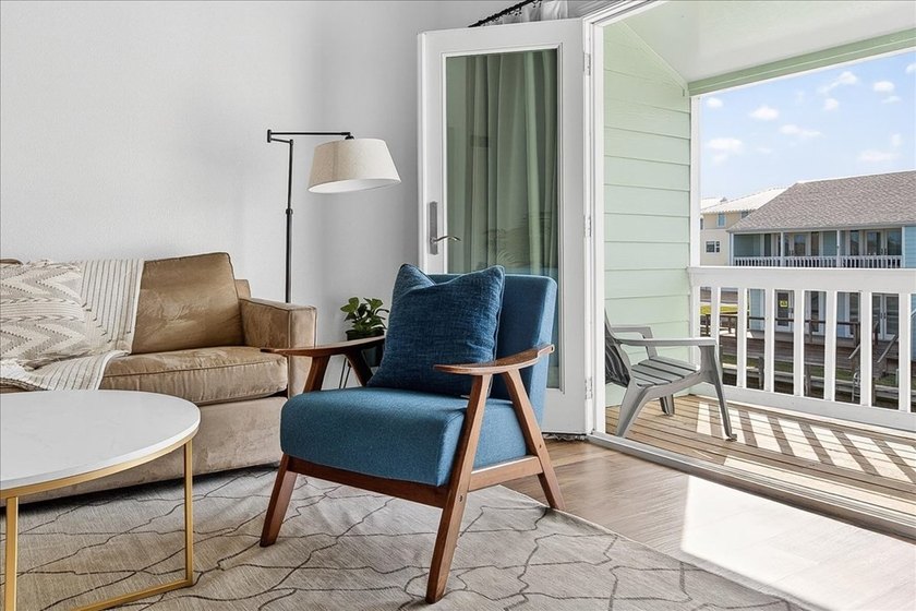 Waterfront Living at Key Allegro! This beautifully updated - photo 21