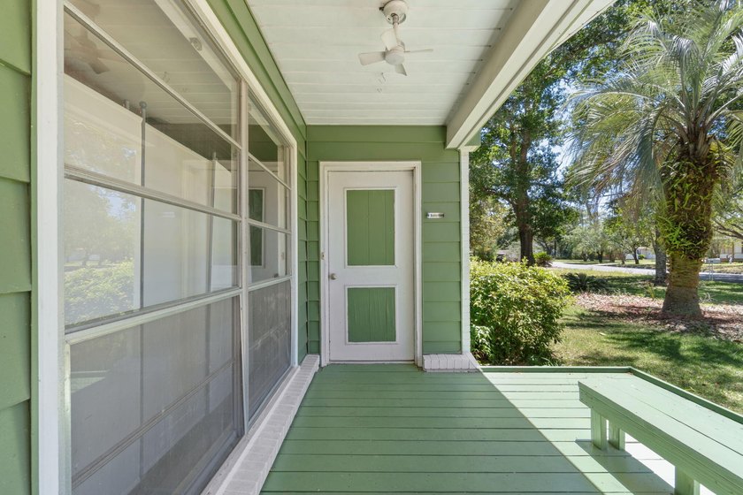 Create your own masterpiece with this midcentury modern bungalow - photo 3