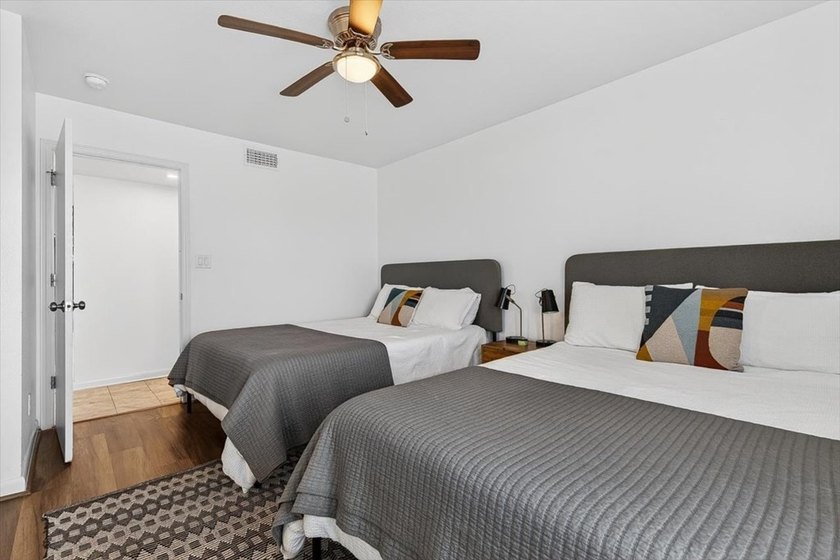 Waterfront Living at Key Allegro! This beautifully updated - photo 27
