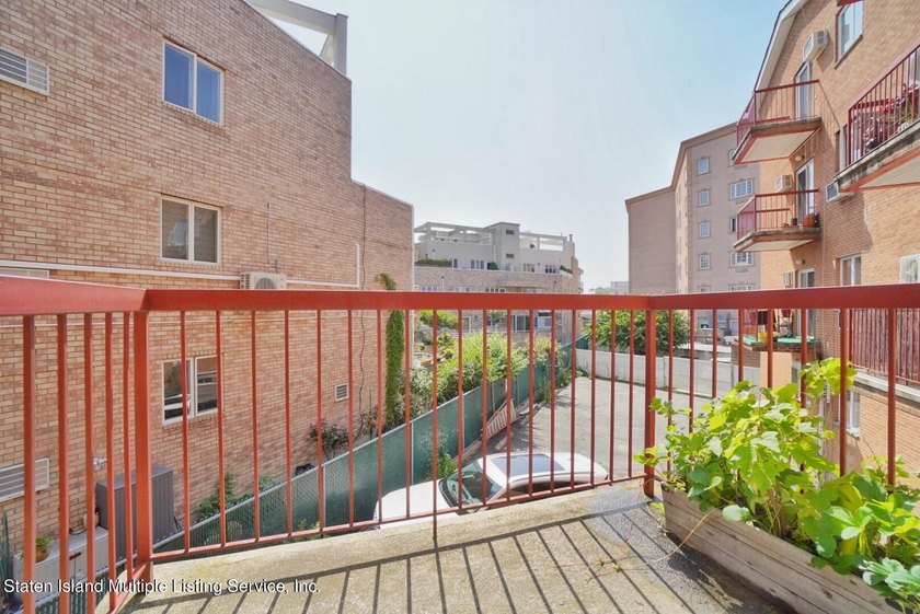 Don't miss a great opportunity to own this beautiful 2 bedroom 2 - photo 14