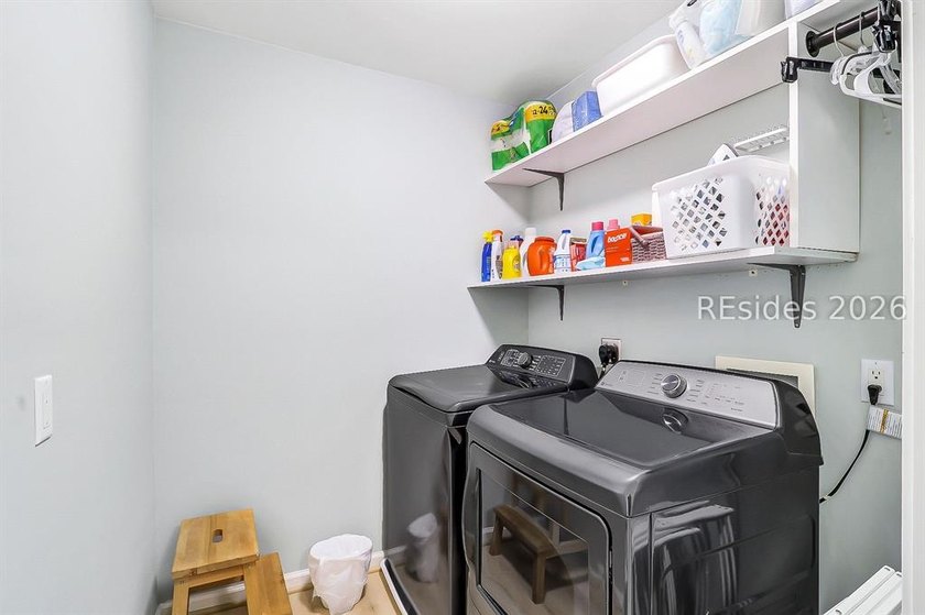 WOW! This is the Pinecrest home you've been waiting for! - photo 34