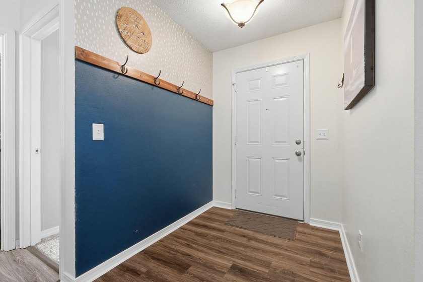 Welcome to this beautifully maintained 3BR/2BA home offering - photo 6