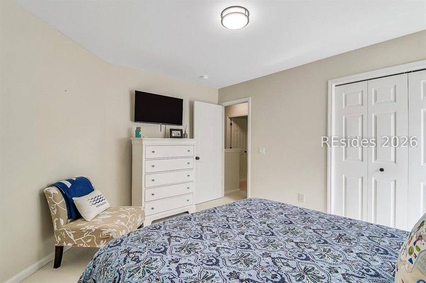 WOW! This is the Pinecrest home you've been waiting for! - photo 36
