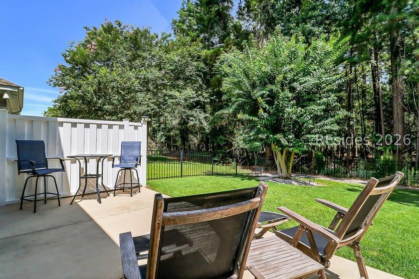 WOW! This is the Pinecrest home you've been waiting for! - photo 41