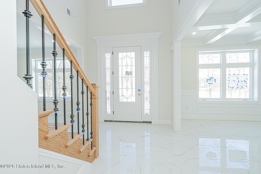 435 Brighton St. is the serene setting for this absolutely - photo 7