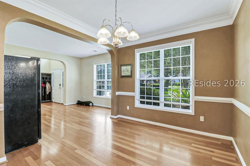 Outstanding 4-bedroom, 3.5-bath Jordan Model in the highly - photo 12