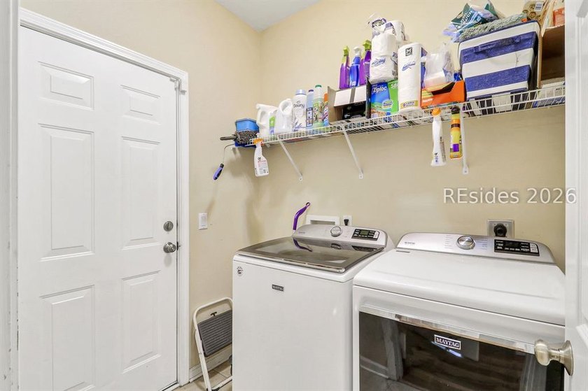 Outstanding 4-bedroom, 3.5-bath Jordan Model in the highly - photo 26
