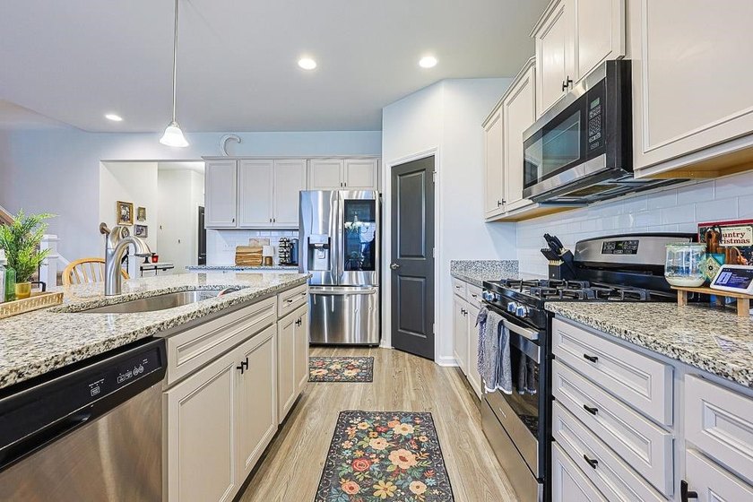 Welcome to 4016 Janus Drive in Myrtle Beach-a perfect family - photo 7