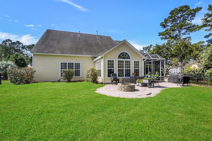 Outstanding 4-bedroom, 3.5-bath Jordan Model in the highly - photo 50