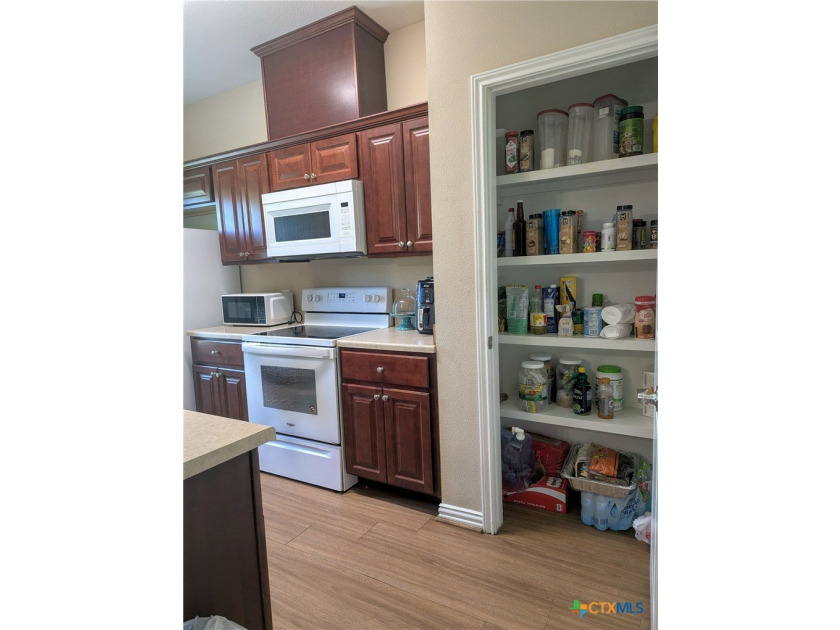 Charming Ranch-Style Home in Bloomington, Texas! Enjoy peaceful - photo 8