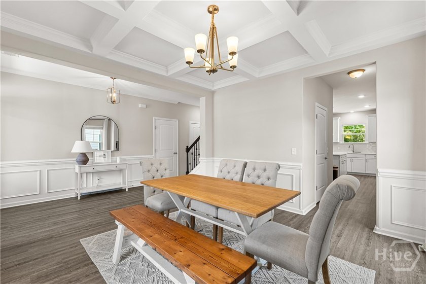 Beautifully maintained 4-bedroom, 2.5-bath home in the desirable - photo 17