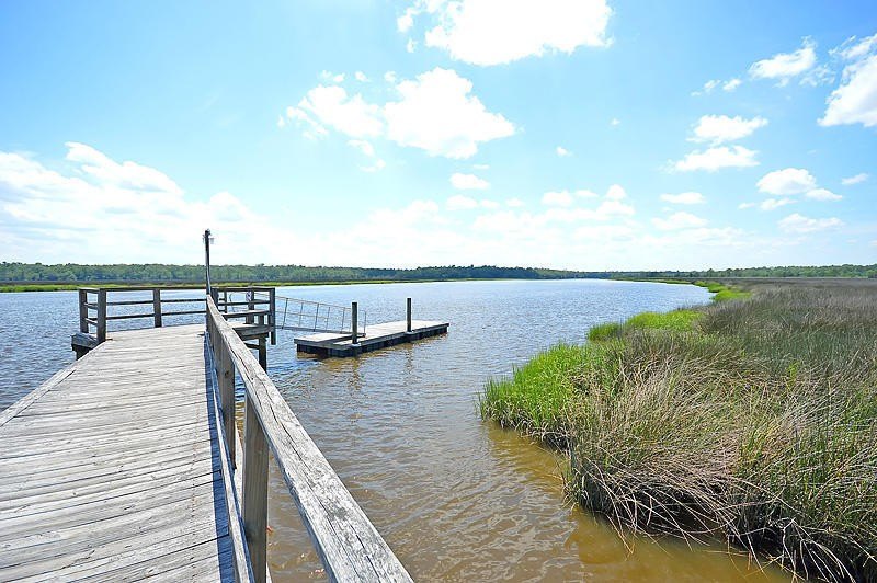 Welcome home to 4354 Great Oak Drive, a beautifully refreshed - photo 21