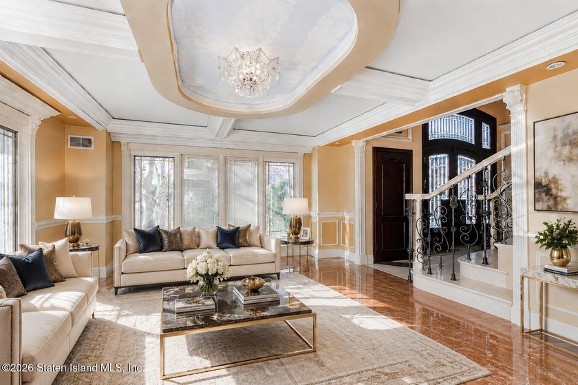 Perched above the water in S.E. Annadale, 133 Ryan Place doesn't - photo 10