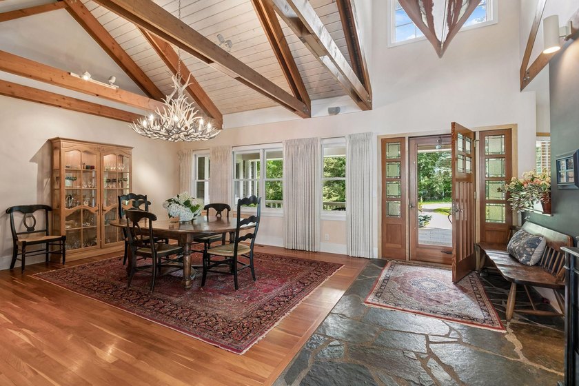 Known as The Cozy Nook, this storied Lake Minnetonka residence - photo 8