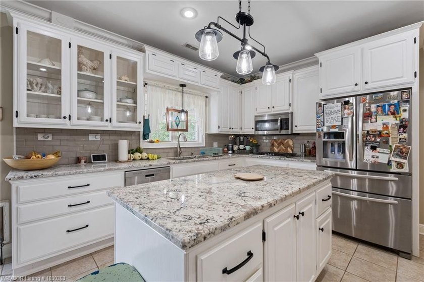 Timeless Southern elegance meets modern comfort in this - photo 14