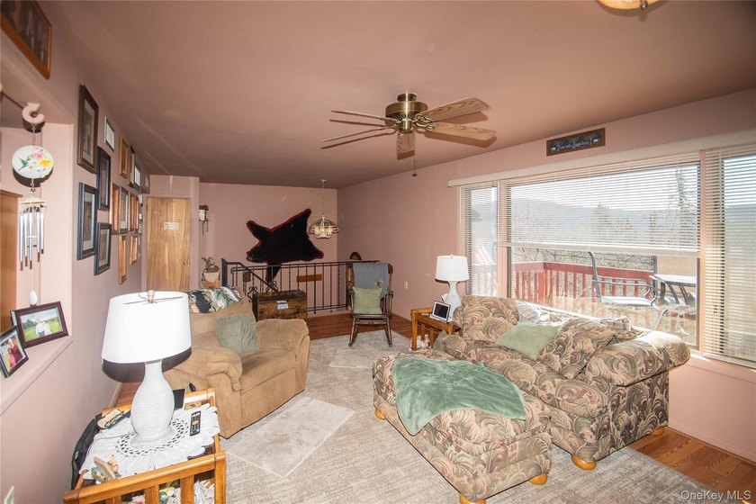 This well-maintained 3-bedroom, 1.5-bath split-level home offers - photo 16